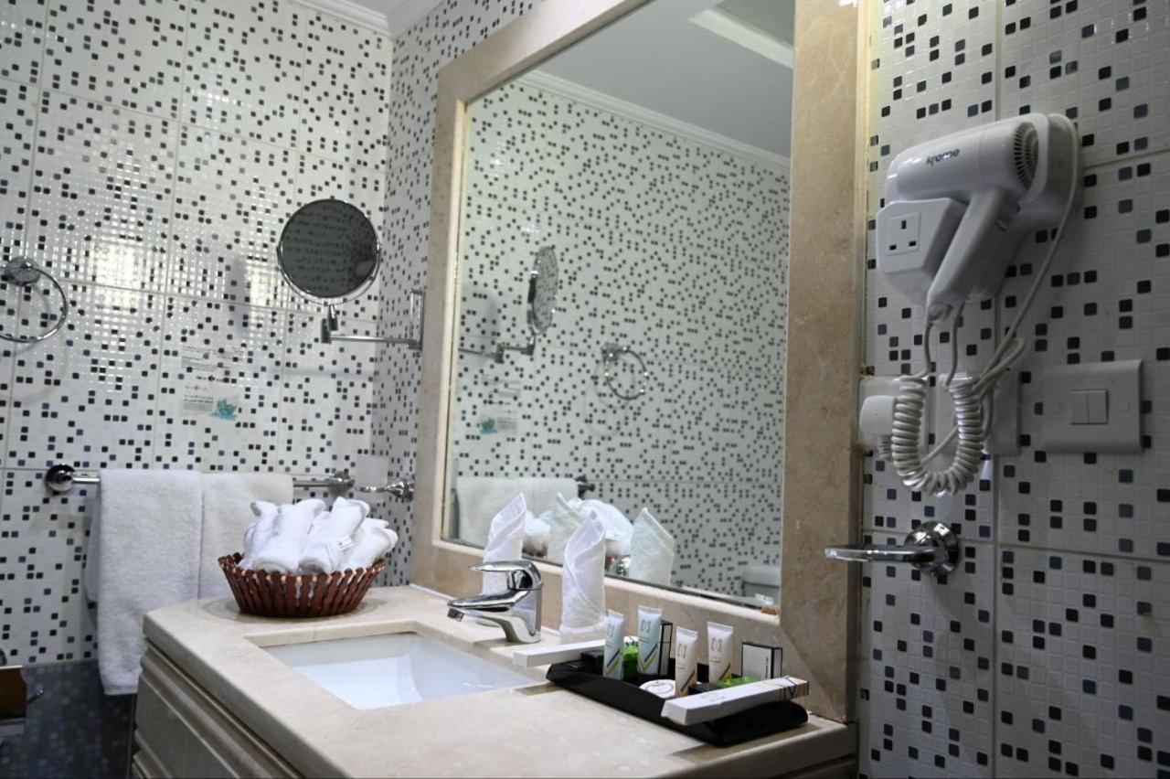 One Inn Hotel المدينة المنورة المظهر الخارجي الصورة